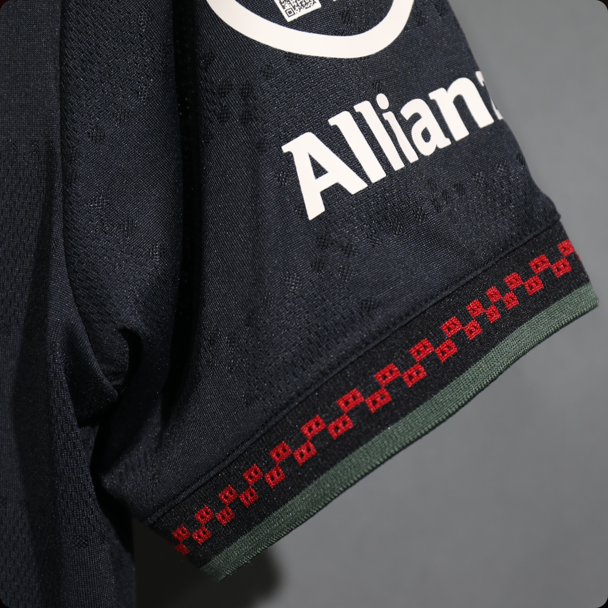 FC Bayern München 2025/26 - Tercer Jersey  Authentic